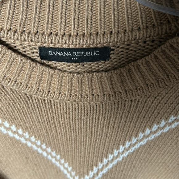 Banana Republic sweater in great condition - Picture 4 of 5